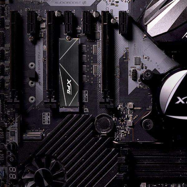 XPG GAMMIX S70 BLADE Gen4 NVMe M.2 SSD