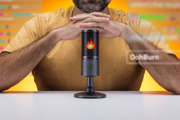 Razer Seiren Emote Streaming Condenser Mic with Emoticon Display - Image 2